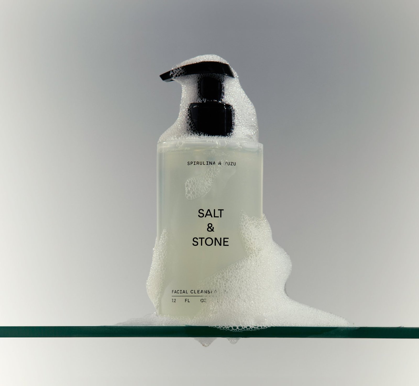 Spirulina & Yuzu Facial Cleanser - Image 5